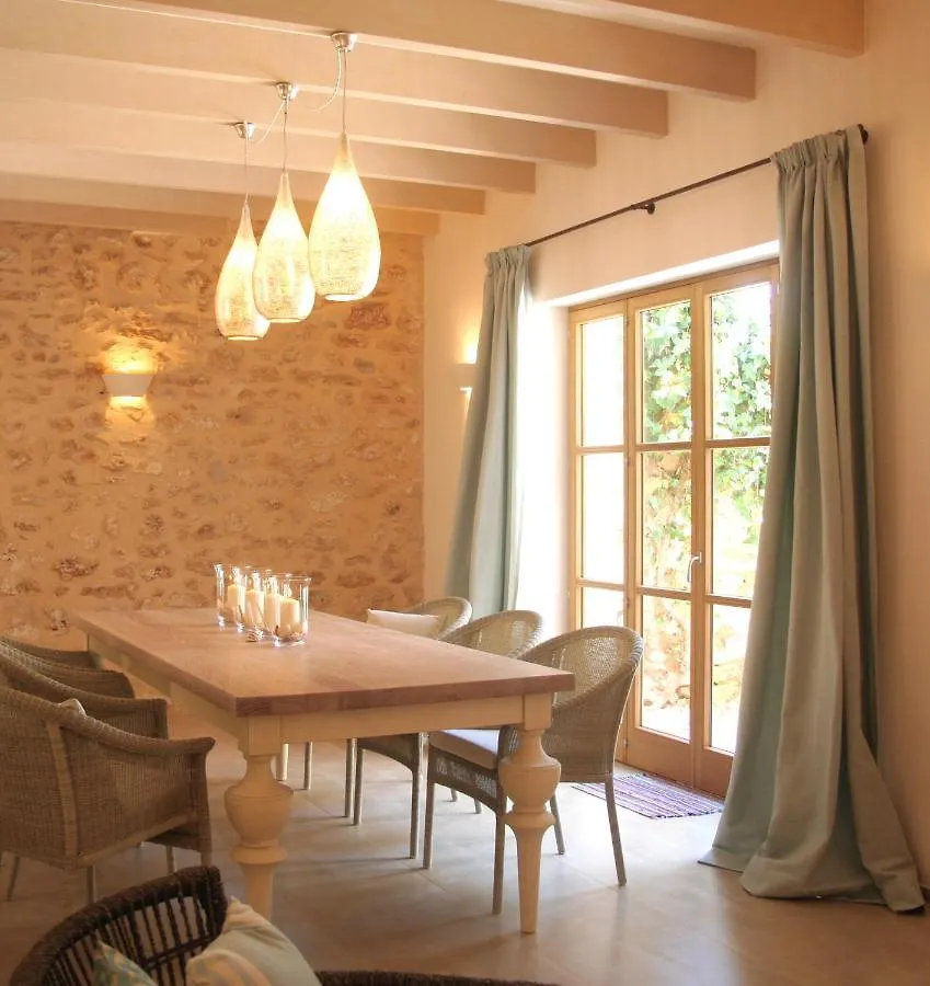 Living Casa Luna Santanyí